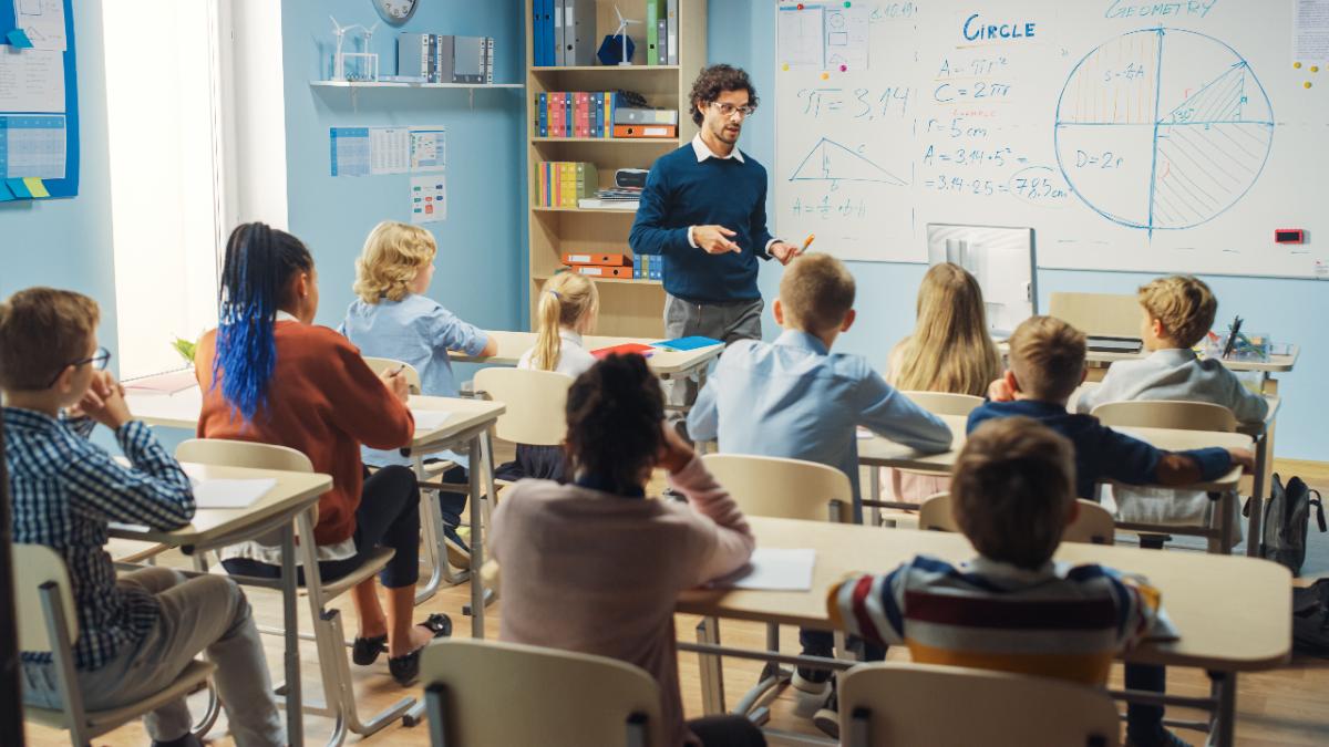 Yan Chantrel - 📢 Publication de notre rapport “Enseignement français à l’étranger: un réseau à défendre, une ambition à réaffirmer”